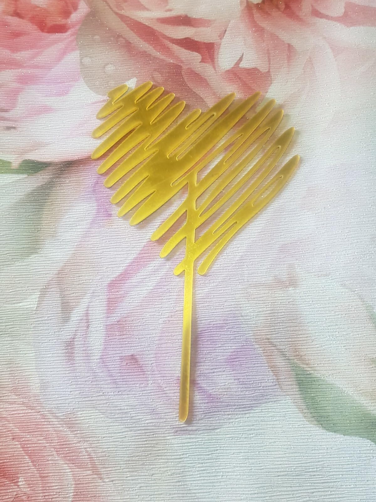 Gold Acrylic Heart Cake Topper for Wedding, Anniversary, Engagement, Valentines, 16cm Height